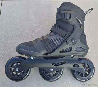 Kolečkové brusle Rollerblade MACROBLADE 110 3WD - 4