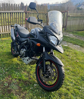 Suzuki DL650 V-Strom XT - 4