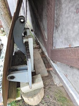 Hydraulický otočný nakladač - 4