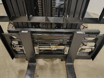 Vysokozdvižný vozík Toyota Diesel 02-8FDF20 pozicioner - 4