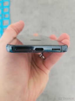 Samsung s22 8/256Gb - 4