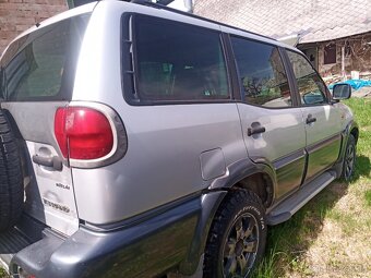 Nissan terano - 4