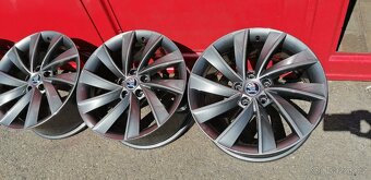 Alu kola 5X112 ,18,Superb 3 - TOP STAV - 4