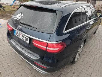 MB E 220d 4Matic,AllTerrain,Tažné,Webasto,Kamera. - 4