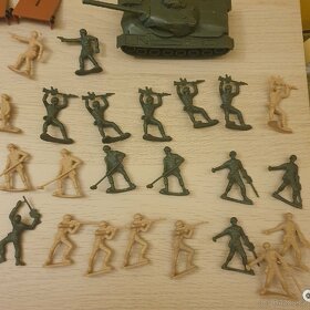 Plastoví vojáčci ArmyForces. - 4