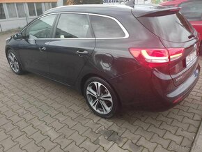 KIA CEED 1,6 CRDI GT LINE AUTOMAT - 4