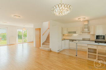 Prodej rodinného domu, 220 m2, Praha Újezd nad Lesy - 4
