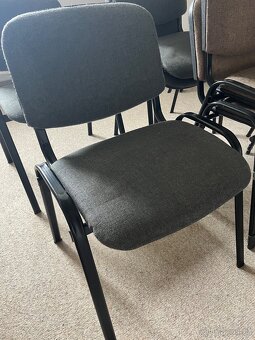 Kancelářské židle – 4x hnědé, 4x šedé - 4