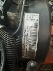 motor + prevodovka 2.0tdi 105kw CAG audi - 4