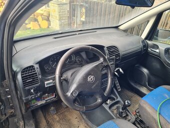 Opel Zafira 2.2.DTI 2003 vadná elektroinstalace - 4