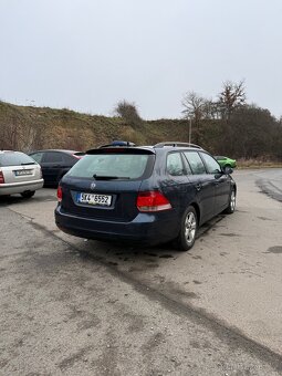 VW Golf 5 - 4