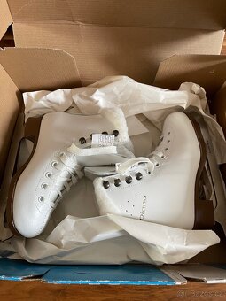 Kožené brusle Botas - 4