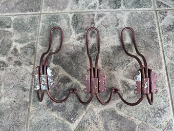Věšák, háček 3x - 4