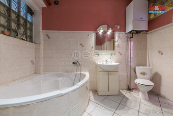 Prodej rodinného domu, 305 m², Kraslice, ul. Sadová - 4
