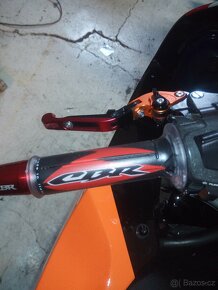 Honda CBR 1OOO RR - 4