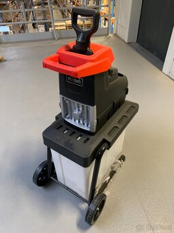 GS 60 - elektrický válcový drtič 2800 W s boxem - 4