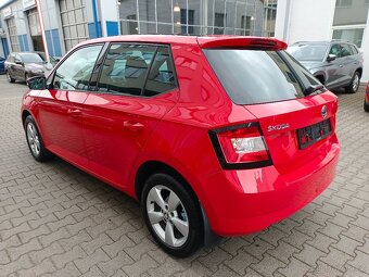 Škoda Fabia 1.2 TSI 81kW Panorama Tažné Tempomat Isofix - 4