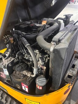 Prodám JCB 8010 CTS - 4