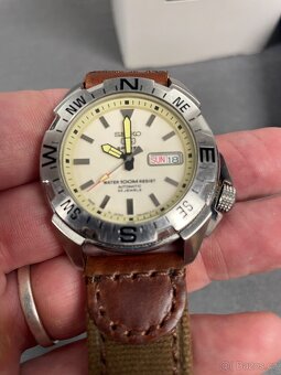 Sharp Seiko 7S36-02P0 Kompas luneta Automatické hodinky - 4