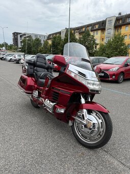 Honda GoldWing SE - 4