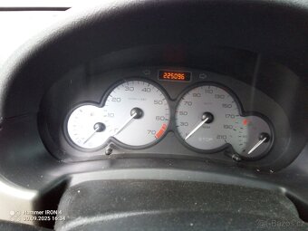 Citroen Berlingo 1.4i - 4