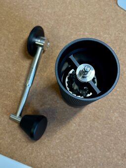 Mlýnek na kávu Timemore C3S PRO - 4