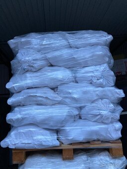 Dřevěné brikety - 4