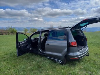 VW Sharan 7 místný - 4