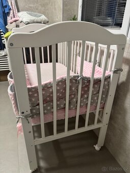 Bílá postýlka top stav - 4