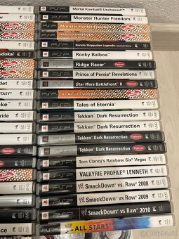 PSP hry Sony PlayStation Portable - 4