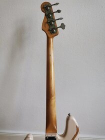 Fender Flea Jazz Bass RW Shell Pink - 4