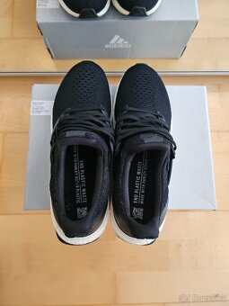 Adidas ULTRABOOST 5DNA - 4