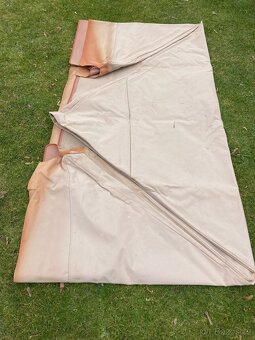 Prodám slunečník hospodský (zahradní) 3,5x3,5m - 4
