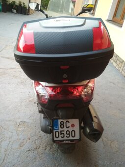 Kymco Downtown 300i - 4