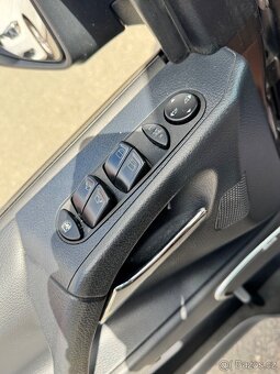 Mercedes-Benz Viano, 3.0CDI AUTOMAT Ojeté, 5/2013, 321 010 k - 4