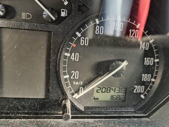 Skoda fabia 1.4 - 4