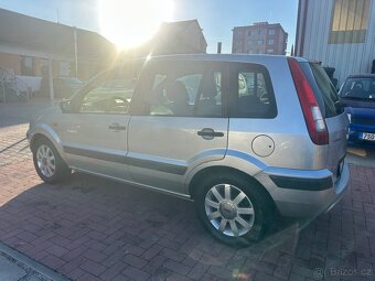 Ford Fusion 1.4i,manuál,2006,bez koroze ,plně funkční - 4