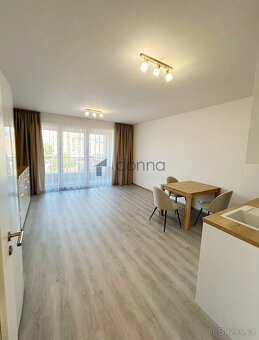 Pronájem bytu 1+kk/L 37m², Poděbradská, Praha 9 - Hloubětín, - 4