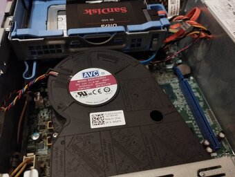 Dell OptiPlex 3070 | i5-9500 | 8 GB DDR4 | 250 GB SSD | W10 - 4