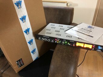 Kompresor API 2500 Dual Stereo Bus Compressor - 4
