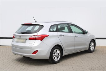 Hyundai i30 1.6i 88kW 56.000KM 1.MAJ. ČR (2016) - 4