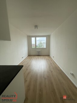 Pronájem, byty/1+kk, 22 m2, Čenětická 2413/1, 14900 Praha, H - 4