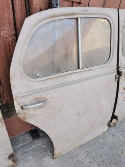 Dveře Renault 4cv - 4