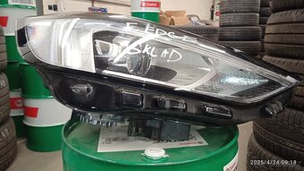 Světlo Ford Edge - 4