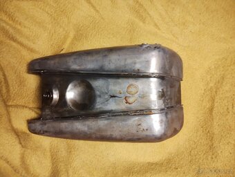 Nádrž Jawa 175, 250 Special - 4