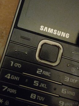 Samsung S5610 s nabíječkou - 4