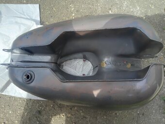 Nádrž Jawa ČZ asi malá kyvačka - 4