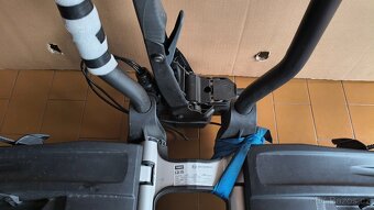 Nosič elektrokol na závěsné zařízení Thule EasyFold XT3(933) - 4