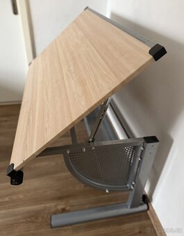 Dětský polohovací stůl - 4