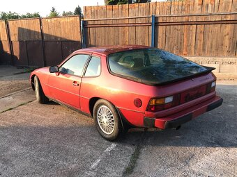 Porsche 924 Turbo / 2.0 110 kW - 4